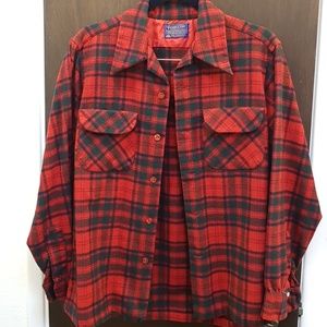 wow! vintage red plaid Pendleton wool shirt M